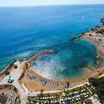 Anais Bay Hotel 3*