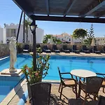 Anais Bay 3*