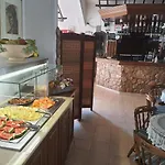 Anais Bay 3*
