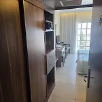 Anais Bay 3*