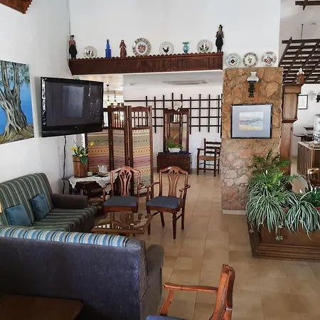 Anais Bay Отель Протарас