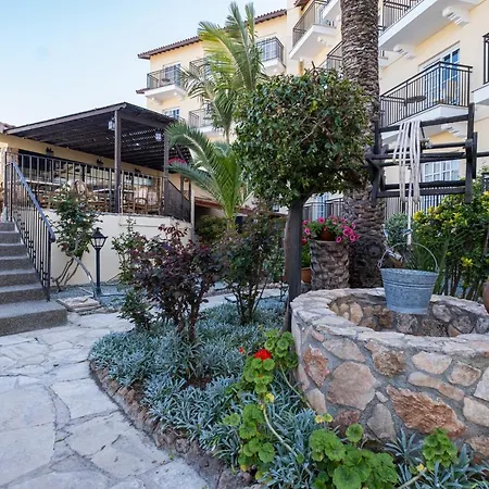 Anais Bay Hotell 3*