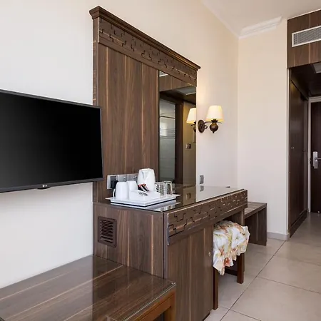 Отель Anais Bay