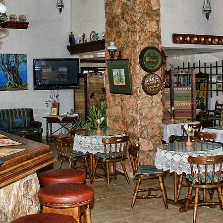 Anais Bay מלון פרוטאראס