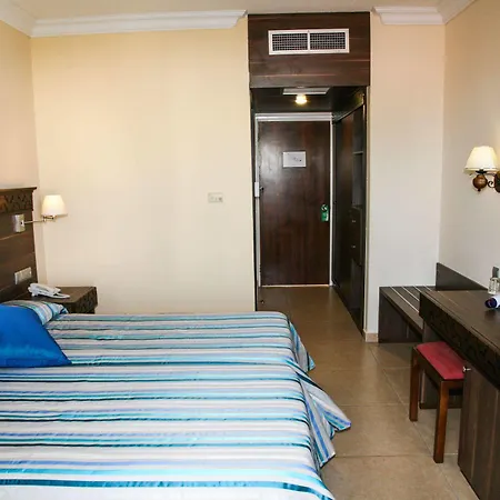 Hotel Anais Bay 3*